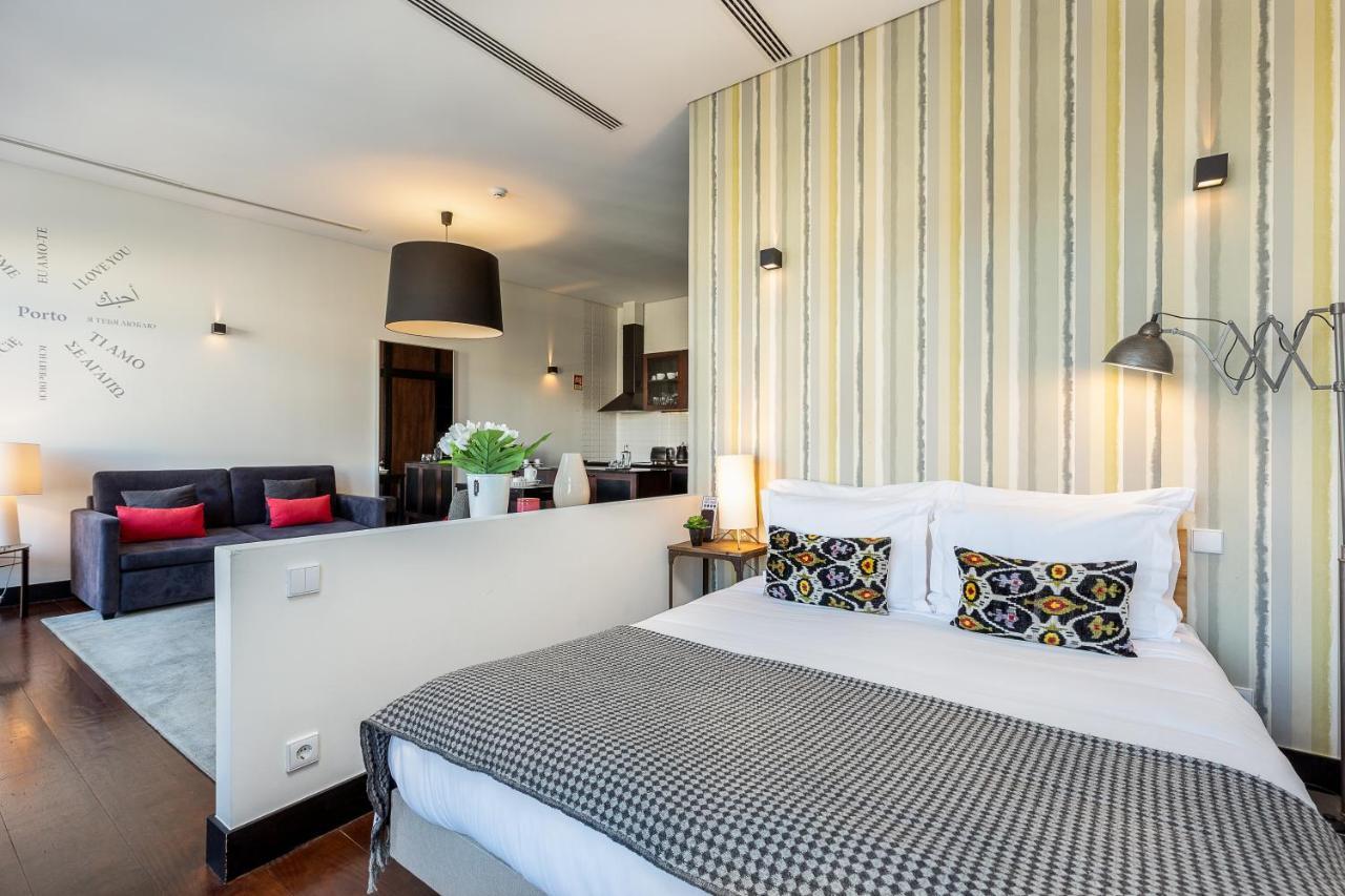 Youropo - Torre Porto Luaran gambar