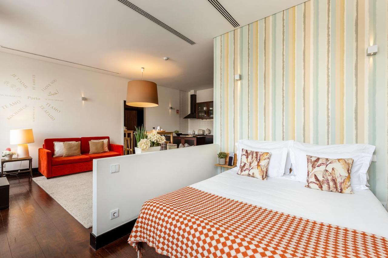 Youropo - Torre Porto Luaran gambar