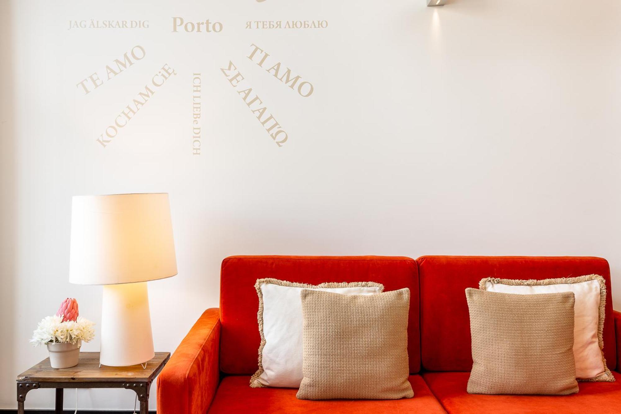 Youropo - Torre Porto Bilik gambar