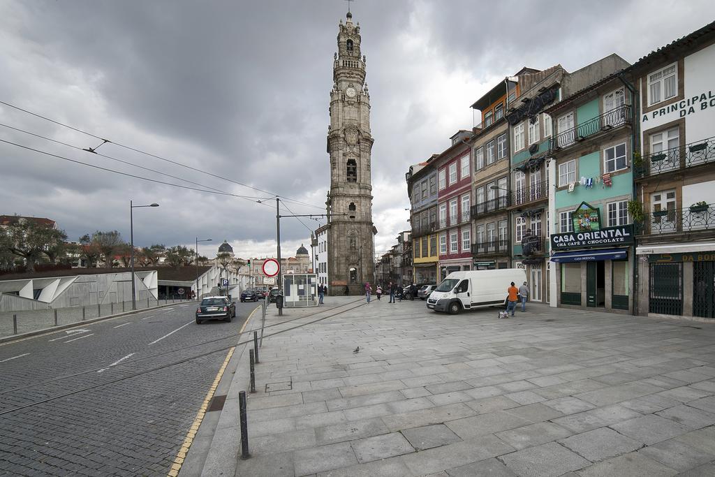 Youropo - Torre Porto Luaran gambar